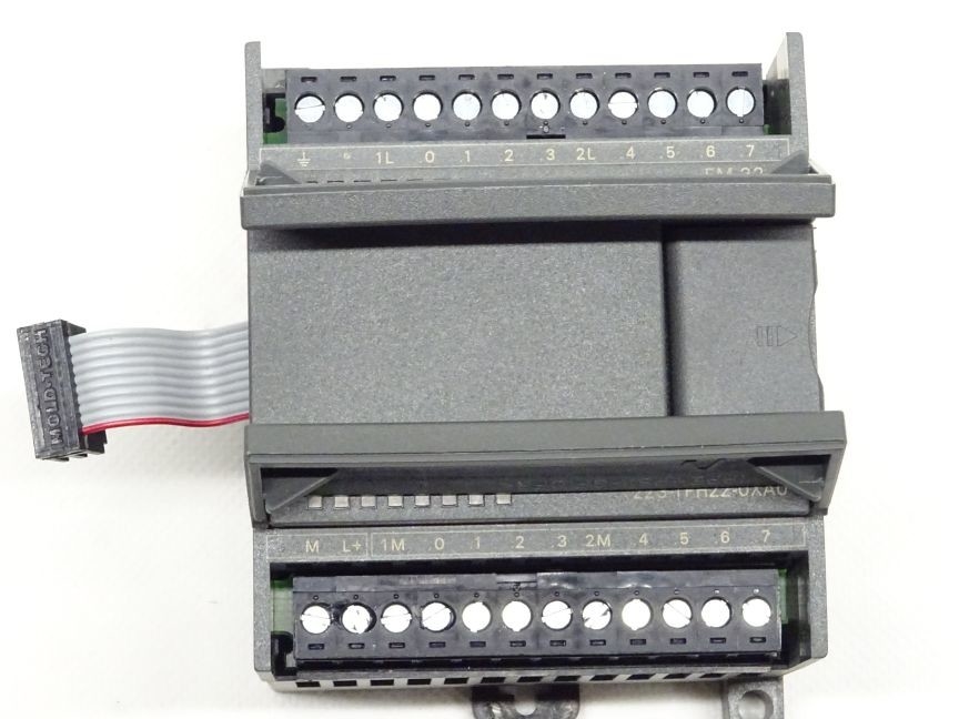 SIEMENS plc programmable controller  6ES7223-1PH22-0XA0